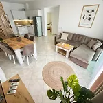 Lada 756 Apartman