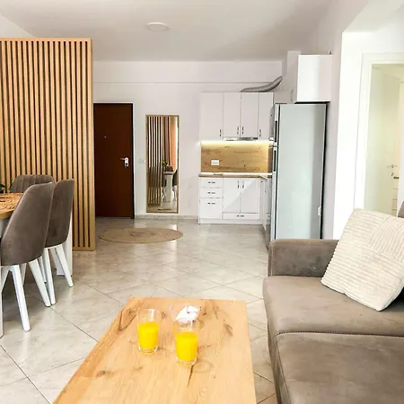 Lada 756 Apartment Durres