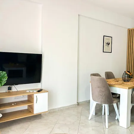 Lada 756 Apartment Durres