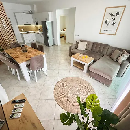 Lada 756 Apartment