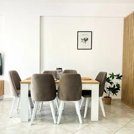 Apartment Lada 756