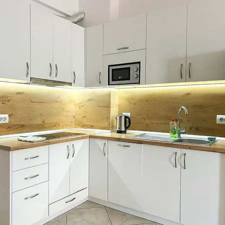 Apartment Lada 756 *