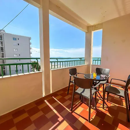 Apartment Lada 756 *