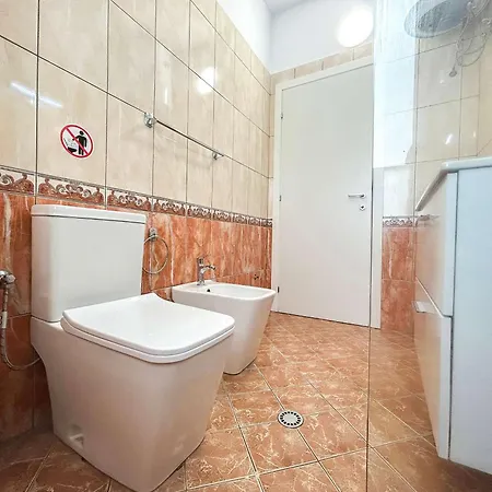 Lada 756 Apartment *