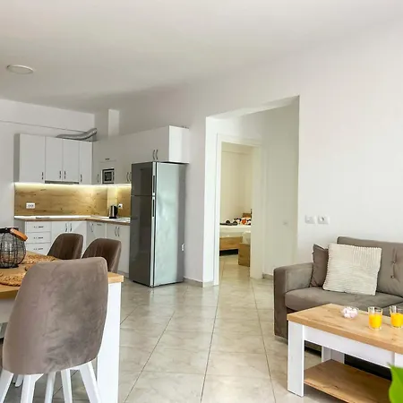 Lada 756 Apartment *