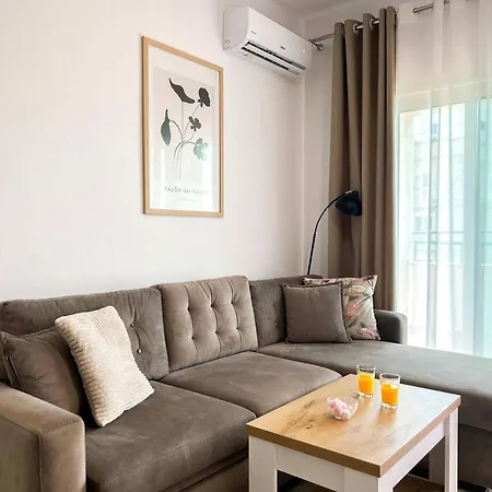 Apartment Lada 756