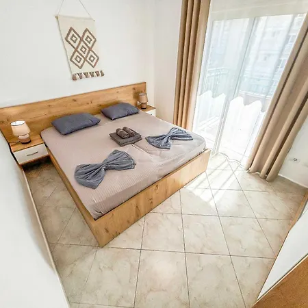 Lada 756 Apartment *