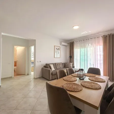 Apartment Lada 756 *