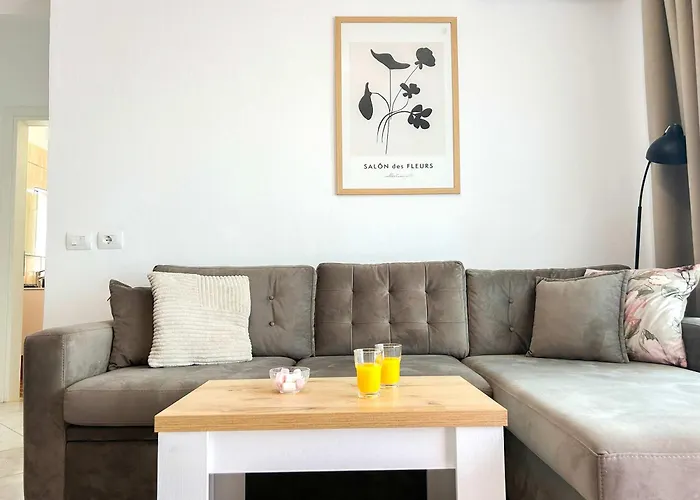 Apartment Lada 756